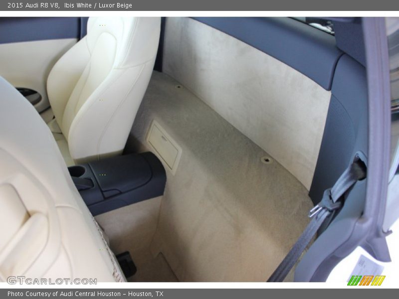Ibis White / Luxor Beige 2015 Audi R8 V8