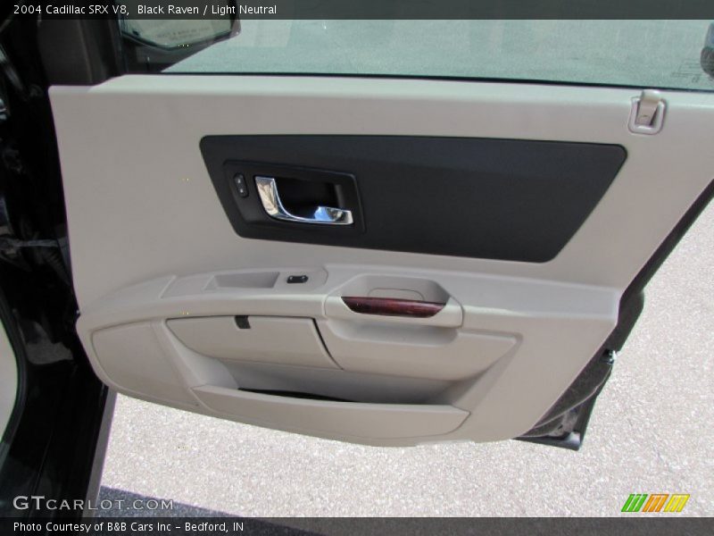 Black Raven / Light Neutral 2004 Cadillac SRX V8