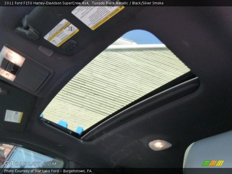 Tuxedo Black Metallic / Black/Silver Smoke 2011 Ford F150 Harley-Davidson SuperCrew 4x4