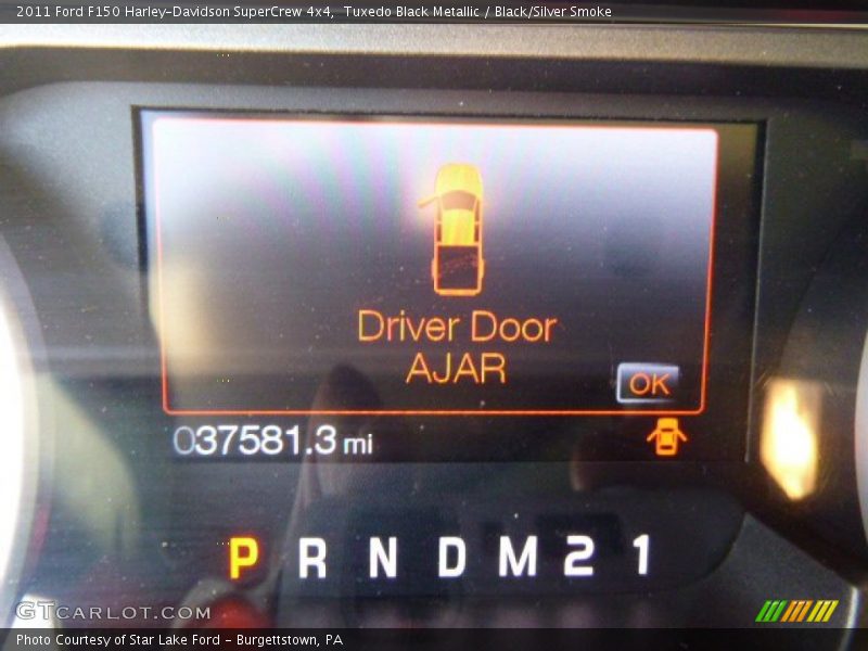 Tuxedo Black Metallic / Black/Silver Smoke 2011 Ford F150 Harley-Davidson SuperCrew 4x4