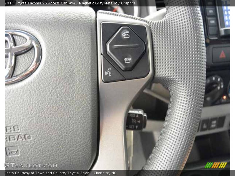 Magnetic Gray Metallic / Graphite 2015 Toyota Tacoma V6 Access Cab 4x4
