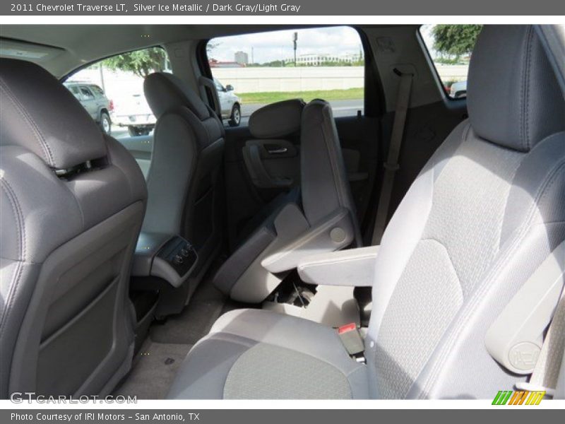 Silver Ice Metallic / Dark Gray/Light Gray 2011 Chevrolet Traverse LT