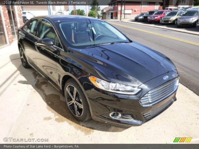 Tuxedo Black Metallic / Terracotta 2015 Ford Fusion SE