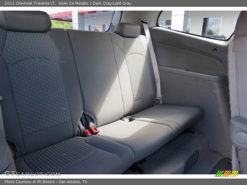 Silver Ice Metallic / Dark Gray/Light Gray 2011 Chevrolet Traverse LT