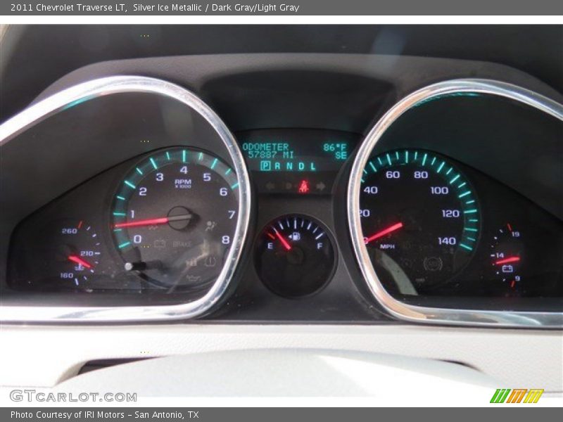 Silver Ice Metallic / Dark Gray/Light Gray 2011 Chevrolet Traverse LT