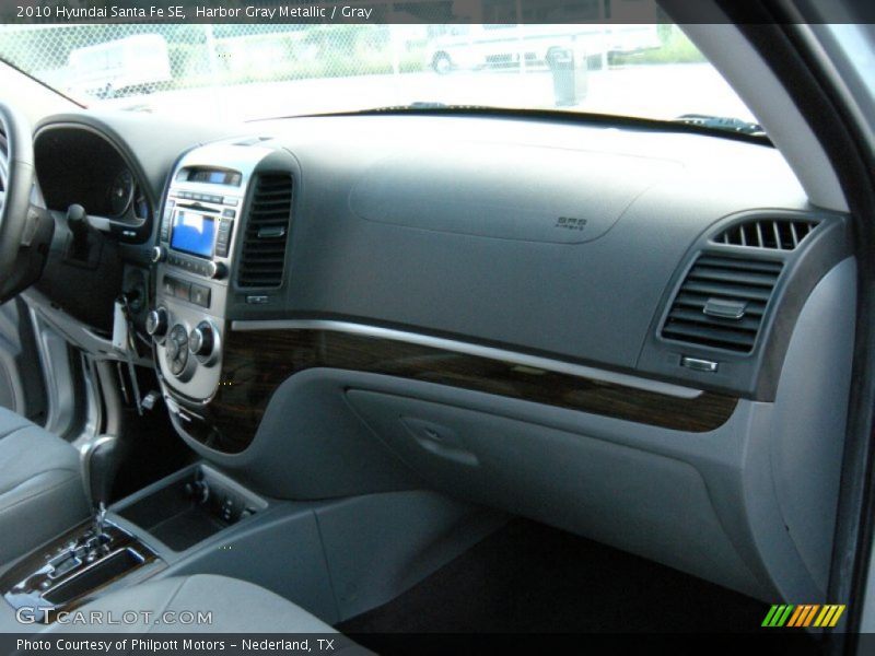 Harbor Gray Metallic / Gray 2010 Hyundai Santa Fe SE