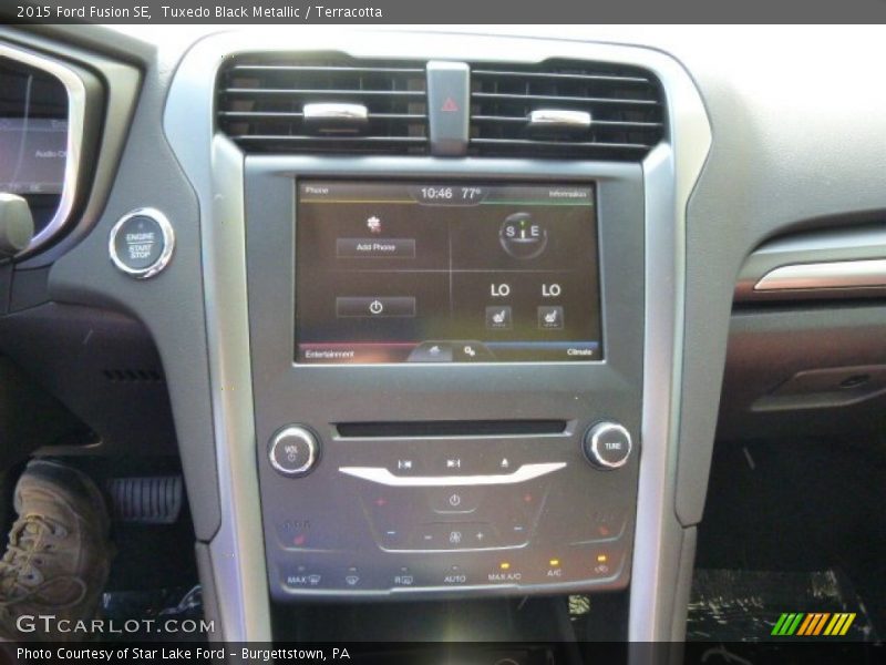 Tuxedo Black Metallic / Terracotta 2015 Ford Fusion SE