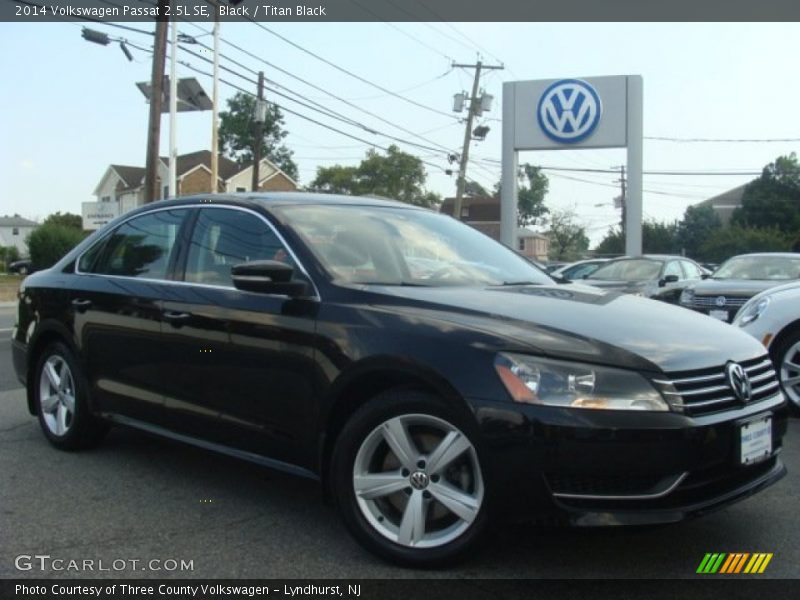 Black / Titan Black 2014 Volkswagen Passat 2.5L SE