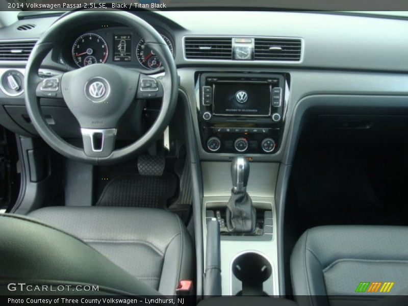 Black / Titan Black 2014 Volkswagen Passat 2.5L SE