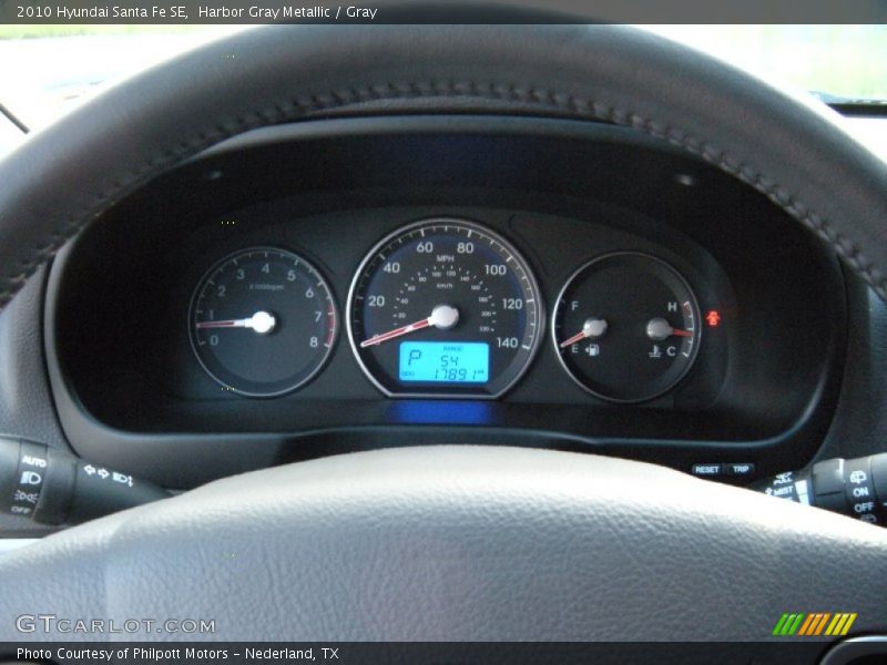 Harbor Gray Metallic / Gray 2010 Hyundai Santa Fe SE
