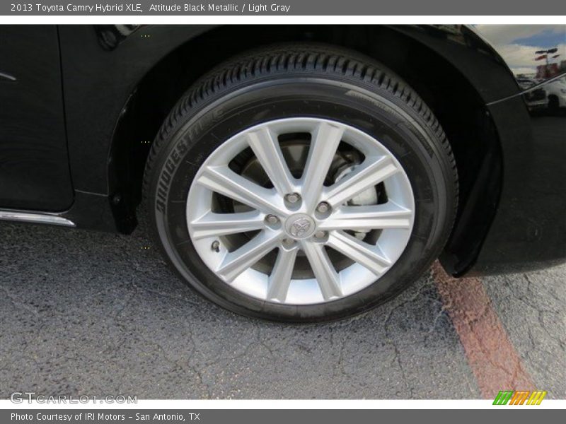 Attitude Black Metallic / Light Gray 2013 Toyota Camry Hybrid XLE