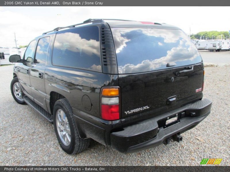 Onyx Black / Stone Gray 2006 GMC Yukon XL Denali AWD
