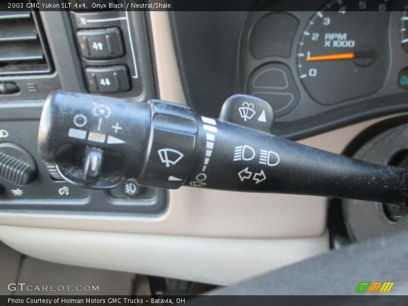 Onyx Black / Neutral/Shale 2003 GMC Yukon SLT 4x4