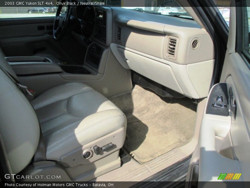 Onyx Black / Neutral/Shale 2003 GMC Yukon SLT 4x4