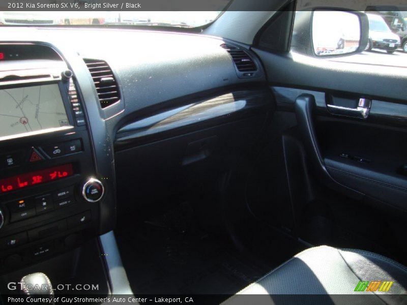 Bright Silver / Black 2012 Kia Sorento SX V6