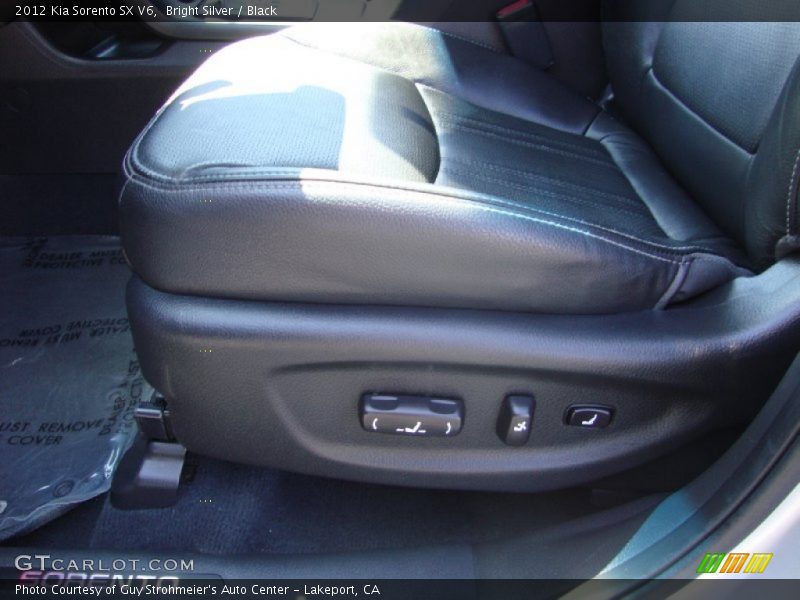 Bright Silver / Black 2012 Kia Sorento SX V6