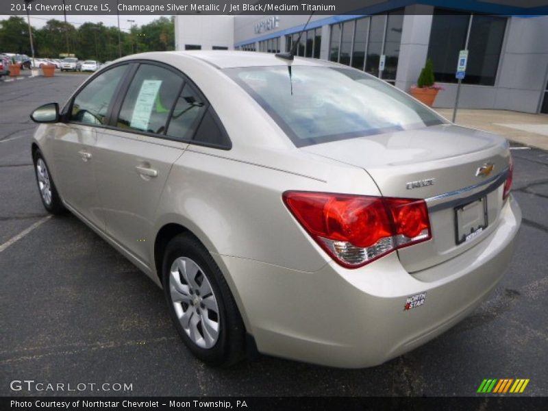 Champagne Silver Metallic / Jet Black/Medium Titanium 2014 Chevrolet Cruze LS