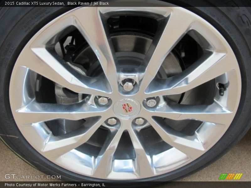  2015 XTS Luxury Sedan Wheel