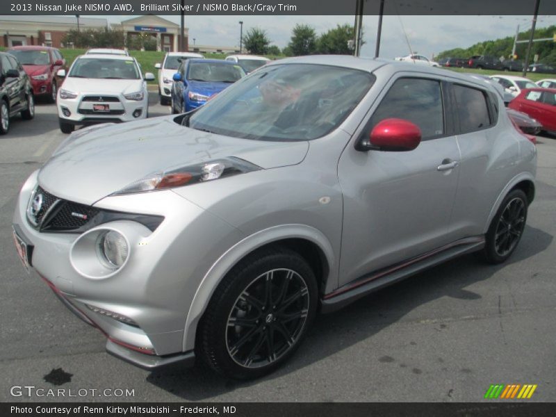 Front 3/4 View of 2013 Juke NISMO AWD