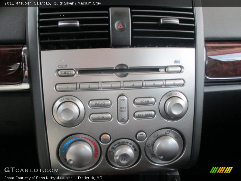 Quick Silver / Medium Gray 2011 Mitsubishi Galant ES