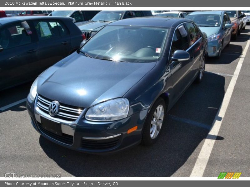 Platinum Grey Metallic / Titan Black 2010 Volkswagen Jetta SE Sedan