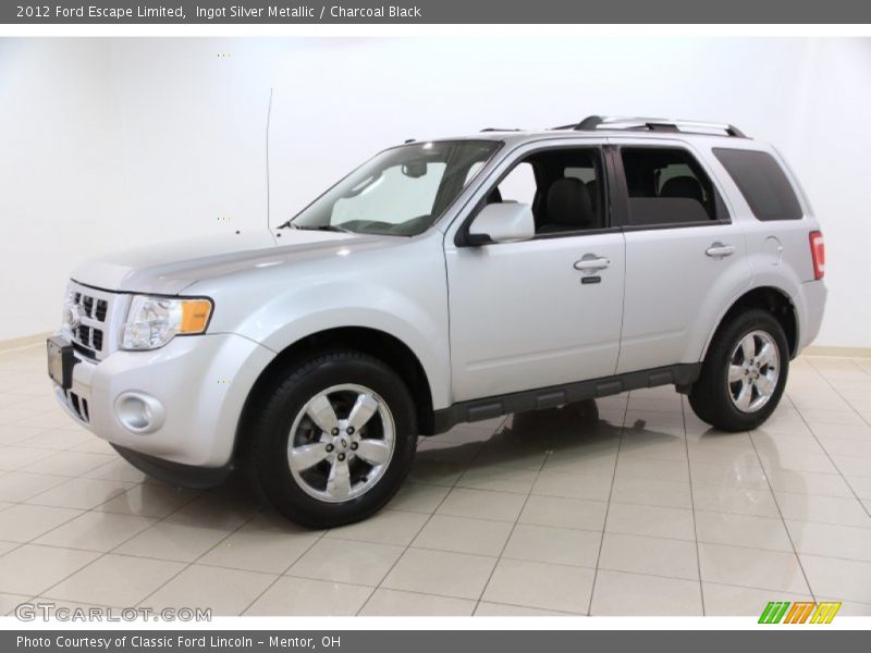 Front 3/4 View of 2012 Escape Limited