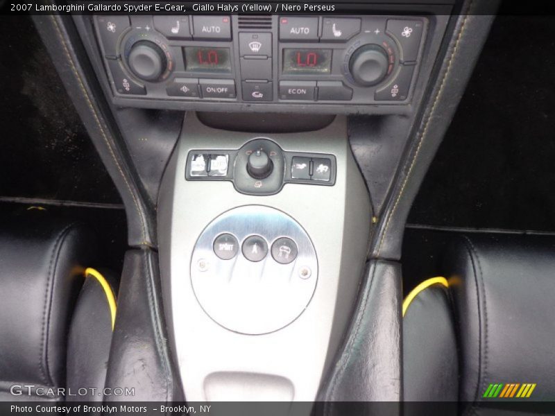 Giallo Halys (Yellow) / Nero Perseus 2007 Lamborghini Gallardo Spyder E-Gear