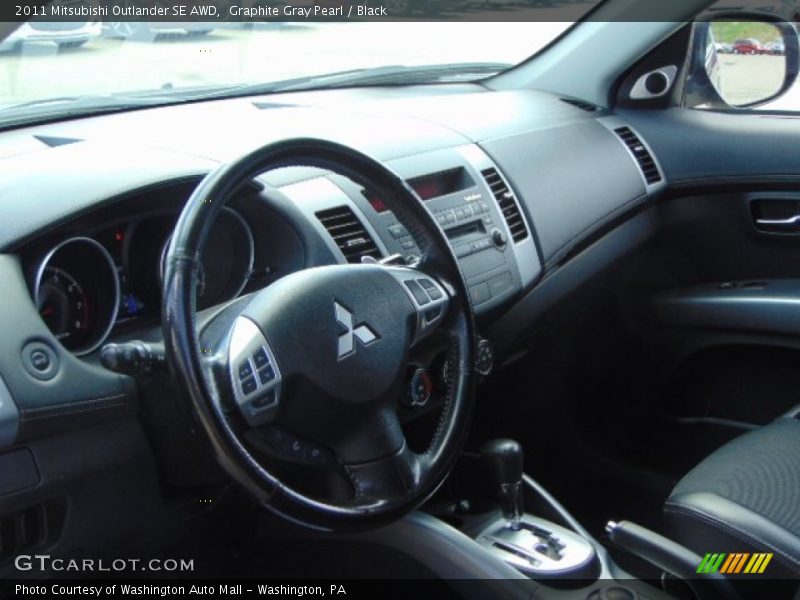 Graphite Gray Pearl / Black 2011 Mitsubishi Outlander SE AWD