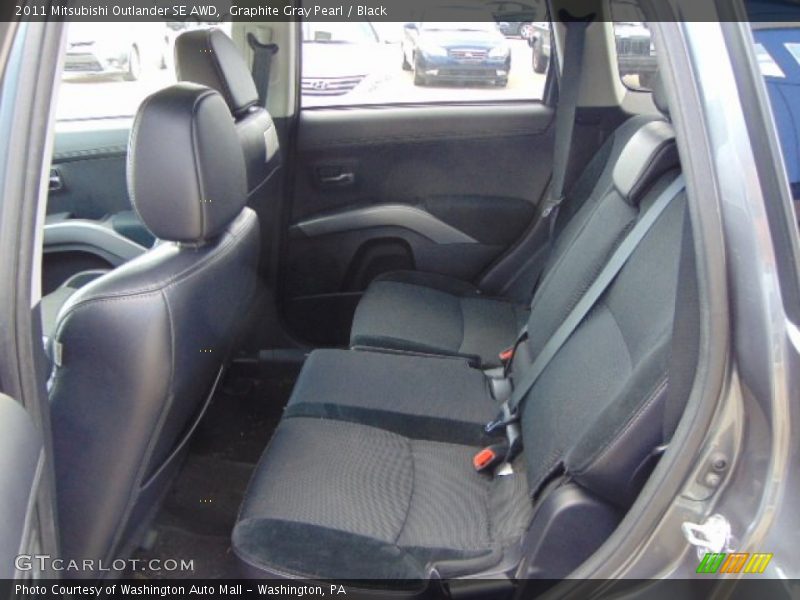 Graphite Gray Pearl / Black 2011 Mitsubishi Outlander SE AWD