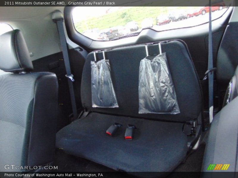 Graphite Gray Pearl / Black 2011 Mitsubishi Outlander SE AWD