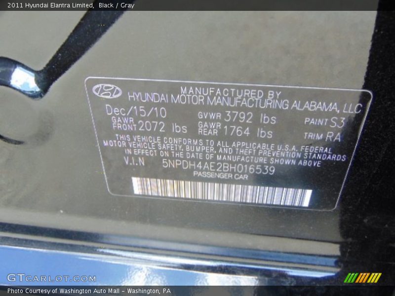 Black / Gray 2011 Hyundai Elantra Limited