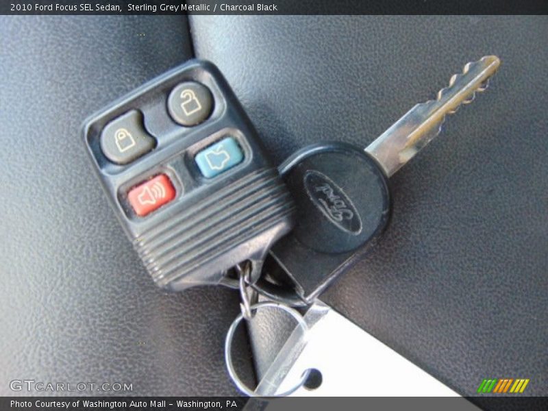 Sterling Grey Metallic / Charcoal Black 2010 Ford Focus SEL Sedan