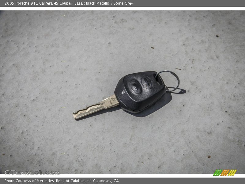Keys of 2005 911 Carrera 4S Coupe