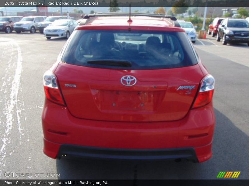 Radiant Red / Dark Charcoal 2009 Toyota Matrix S