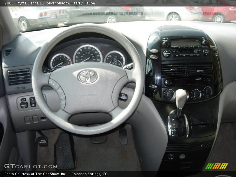 Silver Shadow Pearl / Taupe 2005 Toyota Sienna LE