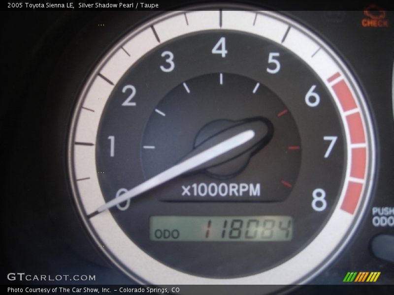 Silver Shadow Pearl / Taupe 2005 Toyota Sienna LE