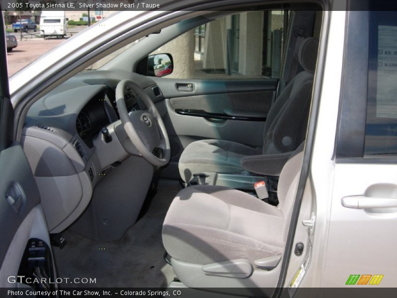 Silver Shadow Pearl / Taupe 2005 Toyota Sienna LE
