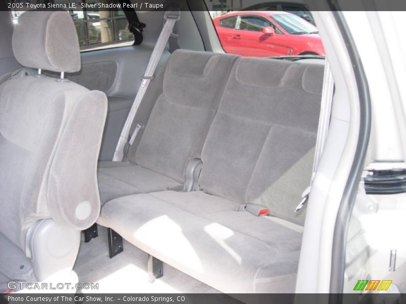 Silver Shadow Pearl / Taupe 2005 Toyota Sienna LE