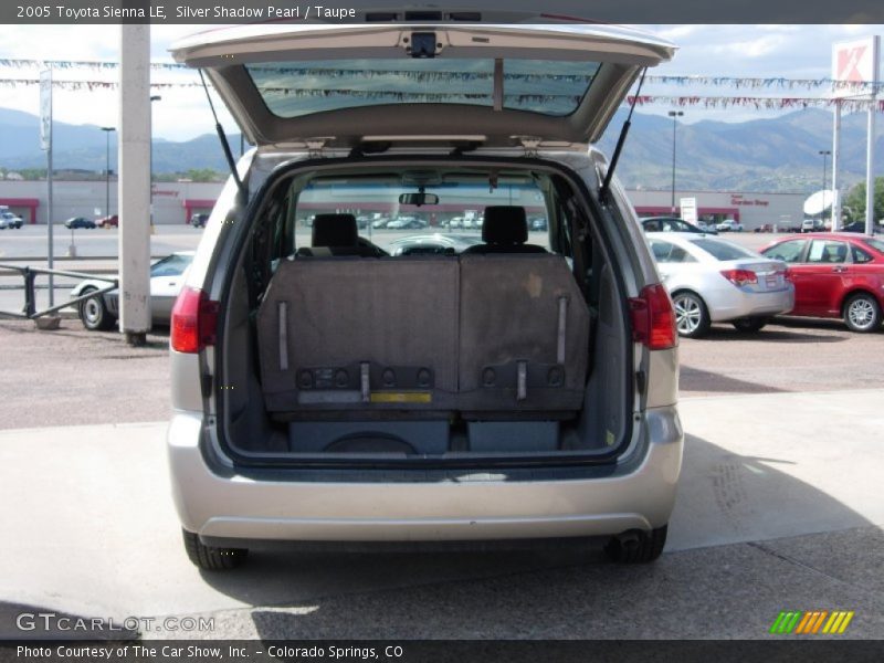 Silver Shadow Pearl / Taupe 2005 Toyota Sienna LE