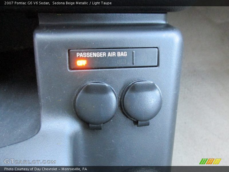 Sedona Beige Metallic / Light Taupe 2007 Pontiac G6 V6 Sedan