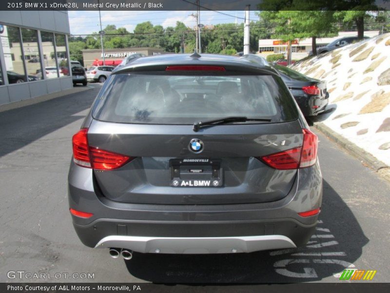 Mineral Grey Metallic / Black 2015 BMW X1 xDrive28i