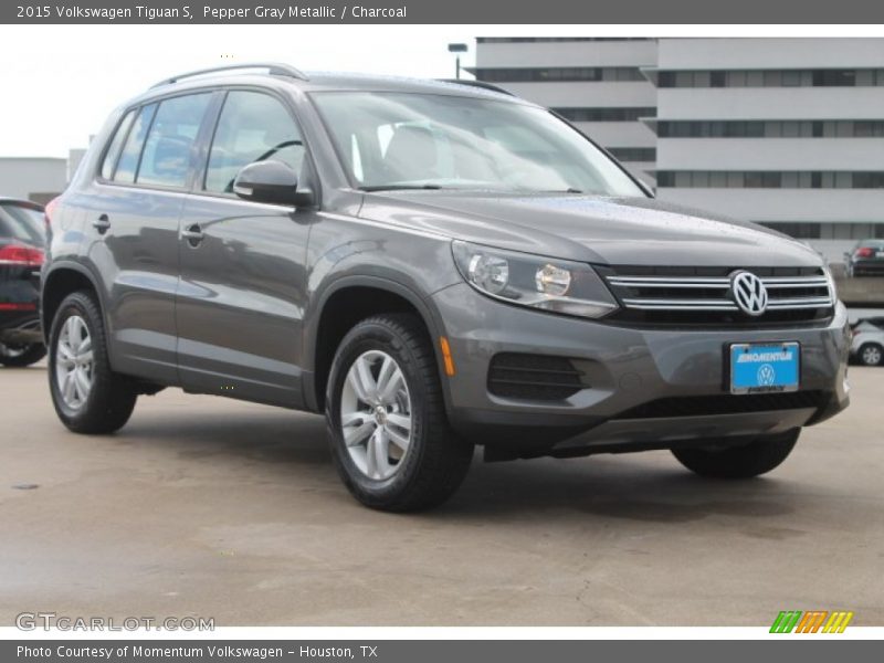 Pepper Gray Metallic / Charcoal 2015 Volkswagen Tiguan S