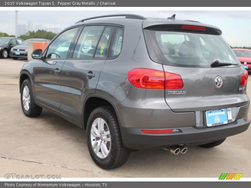 Pepper Gray Metallic / Charcoal 2015 Volkswagen Tiguan S