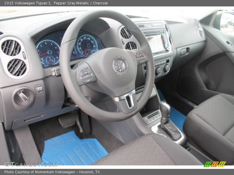 Pepper Gray Metallic / Charcoal 2015 Volkswagen Tiguan S