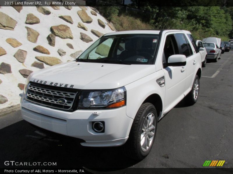 Fuji White / Ebony 2015 Land Rover LR2