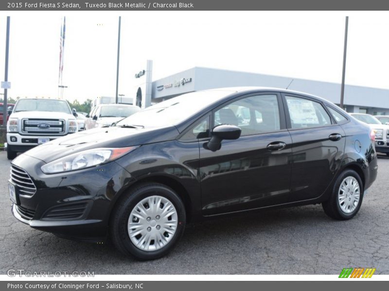 Tuxedo Black Metallic / Charcoal Black 2015 Ford Fiesta S Sedan