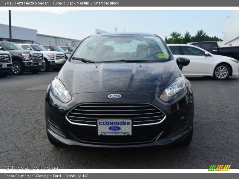 Tuxedo Black Metallic / Charcoal Black 2015 Ford Fiesta S Sedan