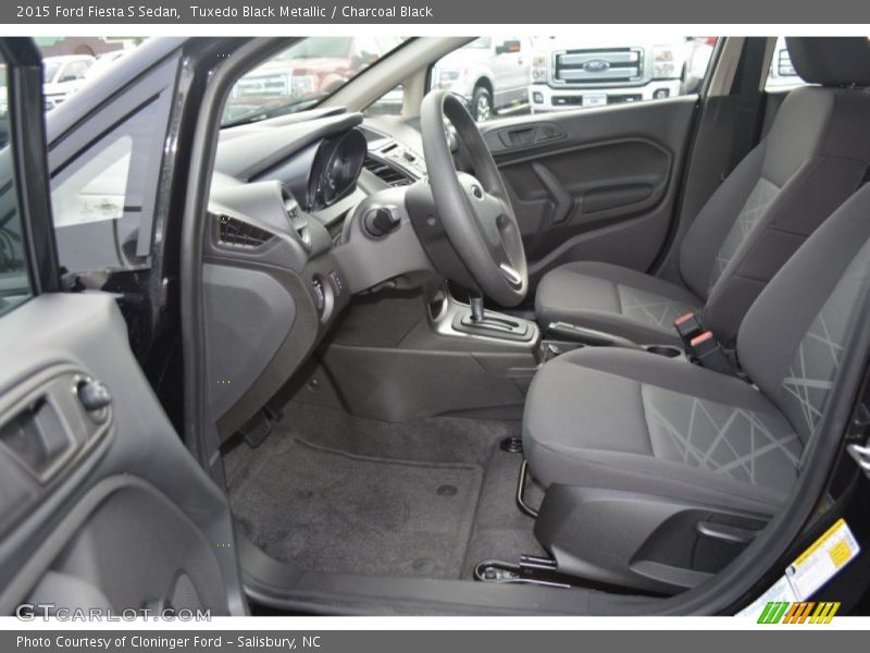 Tuxedo Black Metallic / Charcoal Black 2015 Ford Fiesta S Sedan