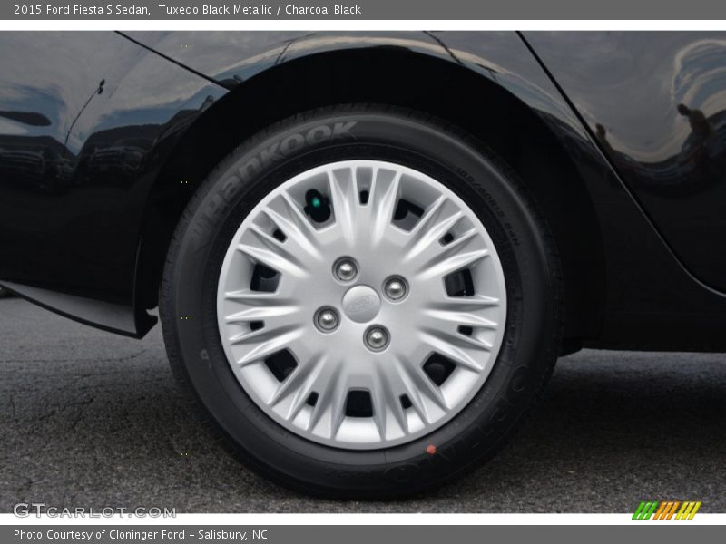 Tuxedo Black Metallic / Charcoal Black 2015 Ford Fiesta S Sedan