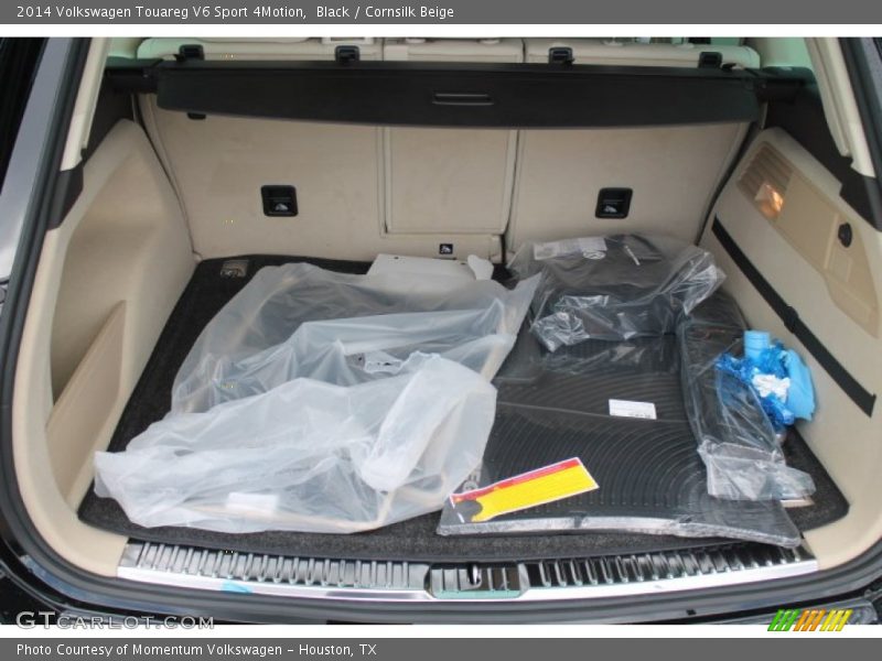 Black / Cornsilk Beige 2014 Volkswagen Touareg V6 Sport 4Motion